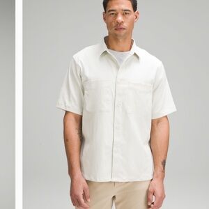 lululemon athletica Men's Casual Button Down Shirt - Olive and Taupe